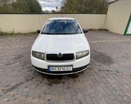 Белый Шкода Фабия, объемом двигателя 1.4 л и пробегом 394 тыс. км за 2400 $, фото 1 на Automoto.ua