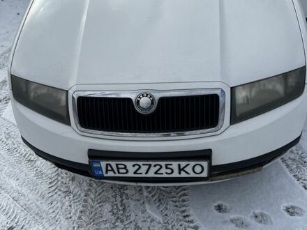 Шкода Фабия 2003 в Виннице на Automoto.ua Белый Шкода Фабия, объемом двигателя 1.2 л и пробегом 232 тыс. км за 3700 $, фото 1 на Automoto.ua