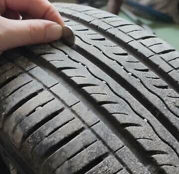 Білий Шкода Фабія, об'ємом двигуна 1.2 л та пробігом 310 тис. км за 3400 $, фото 1 на Automoto.ua