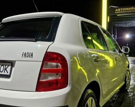 Білий Шкода Фабія, об'ємом двигуна 1.2 л та пробігом 214 тис. км за 2800 $, фото 1 на Automoto.ua