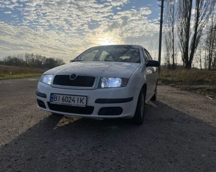 Белый Шкода Фабия, объемом двигателя 1.4 л и пробегом 214 тыс. км за 4700 $, фото 1 на Automoto.ua