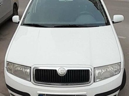 Шкода Фабия 2007 в Киеве на Automoto.ua Белый Шкода Фабия, объемом двигателя 1.2 л и пробегом 295 тыс. км за 3800 $, фото 1 на Automoto.ua