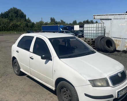 Білий Шкода Фабія, об'ємом двигуна 1.2 л та пробігом 375 тис. км за 2000 $, фото 1 на Automoto.ua