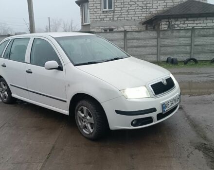 Білий Шкода Фабія, об'ємом двигуна 1.2 л та пробігом 200 тис. км за 3600 $, фото 1 на Automoto.ua