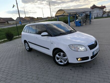 Білий Шкода Фабія, об'ємом двигуна 1.4 л та пробігом 300 тис. км за 5200 $, фото 1 на Automoto.ua