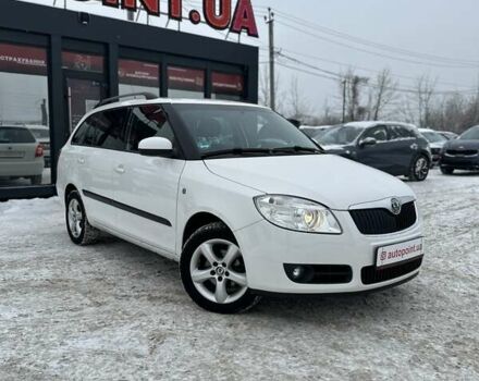 Білий Шкода Фабія, об'ємом двигуна 1.6 л та пробігом 237 тис. км за 6700 $, фото 1 на Automoto.ua