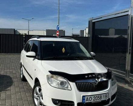 Білий Шкода Фабія, об'ємом двигуна 1.6 л та пробігом 310 тис. км за 4800 $, фото 1 на Automoto.ua