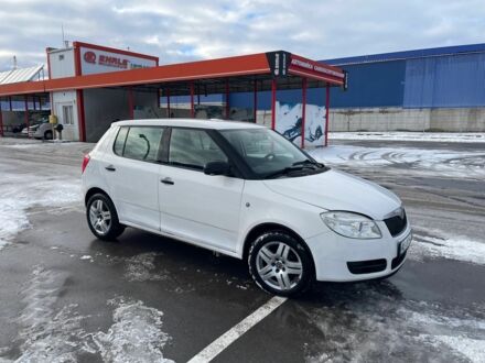 Білий Шкода Фабія, об'ємом двигуна 1.2 л та пробігом 290 тис. км за 3450 $, фото 1 на Automoto.ua