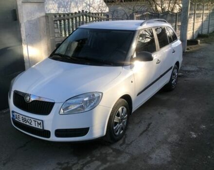 Білий Шкода Фабія, об'ємом двигуна 1.2 л та пробігом 199 тис. км за 5200 $, фото 1 на Automoto.ua