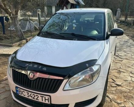 Білий Шкода Фабія, об'ємом двигуна 1.6 л та пробігом 215 тис. км за 5200 $, фото 1 на Automoto.ua