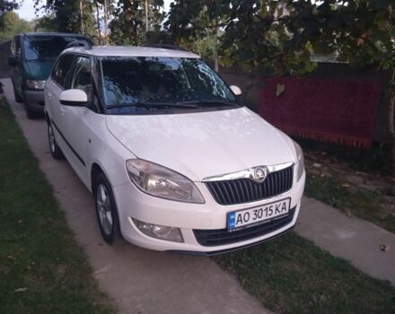 Білий Шкода Фабія, об'ємом двигуна 1.2 л та пробігом 2 тис. км за 5000 $, фото 1 на Automoto.ua