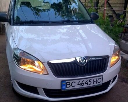 Білий Шкода Фабія, об'ємом двигуна 1.6 л та пробігом 235 тис. км за 5500 $, фото 1 на Automoto.ua