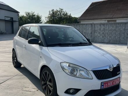 Шкода Фабия 2010 в Белой Церкве на Automoto.ua Белый Шкода Фабия, объемом двигателя 1.4 л и пробегом 194 тыс. км за 8400 $, фото 1 на Automoto.ua