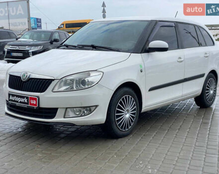 Белый Шкода Фабия, объемом двигателя 1.2 л и пробегом 272 тыс. км за 5490 $, фото 1 на Automoto.ua