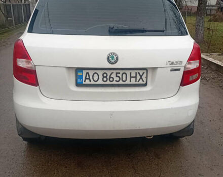 Білий Шкода Фабія, об'ємом двигуна 1.6 л та пробігом 250 тис. км за 5300 $, фото 1 на Automoto.ua