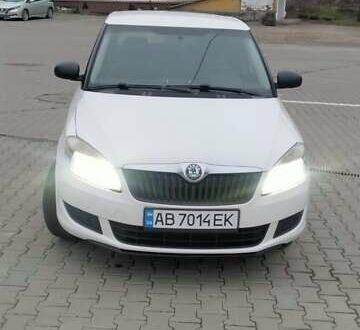 Білий Шкода Фабія, об'ємом двигуна 1.6 л та пробігом 274 тис. км за 5500 $, фото 1 на Automoto.ua