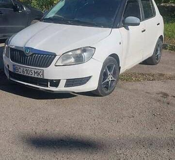 Білий Шкода Фабія, об'ємом двигуна 1.6 л та пробігом 363 тис. км за 3800 $, фото 1 на Automoto.ua