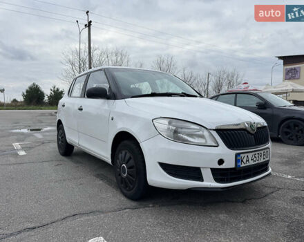 Білий Шкода Фабія, об'ємом двигуна 1.39 л та пробігом 330 тис. км за 3999 $, фото 1 на Automoto.ua