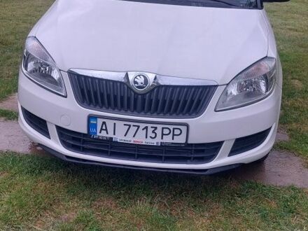 Білий Шкода Фабія, об'ємом двигуна 1.6 л та пробігом 250 тис. км за 6200 $, фото 1 на Automoto.ua