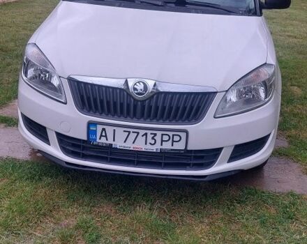 Білий Шкода Фабія, об'ємом двигуна 1.6 л та пробігом 250 тис. км за 6200 $, фото 1 на Automoto.ua