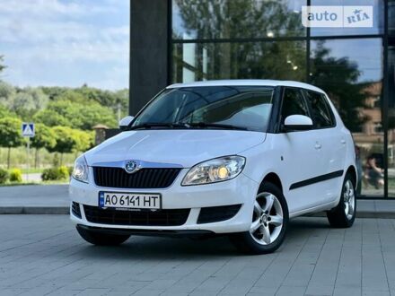 Шкода Фабія 2011 у Ужгороді на Automoto.ua Білий Шкода Фабія, об'ємом двигуна 1.2 л та пробігом 230 тис. км за 5700 $, фото 1 на Automoto.ua