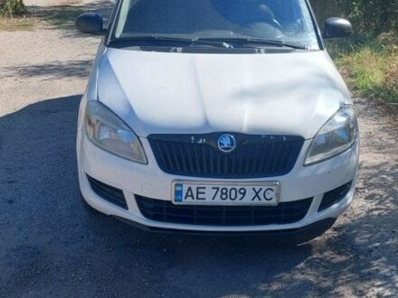 Білий Шкода Фабія, об'ємом двигуна 1.2 л та пробігом 225 тис. км за 6500 $, фото 1 на Automoto.ua