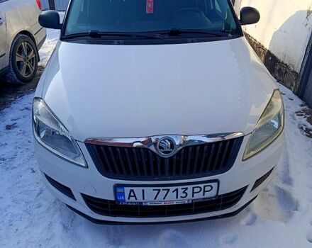 Білий Шкода Фабія, об'ємом двигуна 1.6 л та пробігом 260 тис. км за 5000 $, фото 1 на Automoto.ua