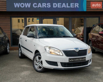 Білий Шкода Фабія, об'ємом двигуна 1.39 л та пробігом 286 тис. км за 4500 $, фото 1 на Automoto.ua