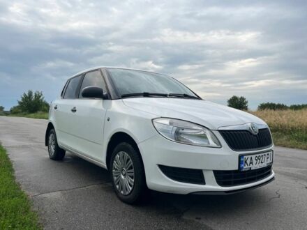 Шкода Фабия 2011 в Конотопе на Automoto.ua Белый Шкода Фабия, объемом двигателя 1.4 л и пробегом 220 тыс. км за 4950 $, фото 1 на Automoto.ua