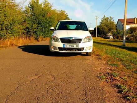 Шкода Фабія 2012 у Братском на Automoto.ua Білий Шкода Фабія, об'ємом двигуна 1.2 л та пробігом 174 тис. км за 5500 $, фото 1 на Automoto.ua