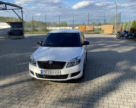 Білий Шкода Фабія, об'ємом двигуна 1.6 л та пробігом 240 тис. км за 6050 $, фото 1 на Automoto.ua