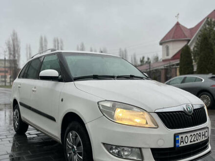 Білий Шкода Фабія, об'ємом двигуна 1.2 л та пробігом 179 тис. км за 4599 $, фото 1 на Automoto.ua