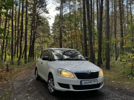 Шкода Фабия 2012 в Вышгороде на Automoto.ua Белый Шкода Фабия, объемом двигателя 0 л и пробегом 3 тыс. км за 5000 $, фото 1 на Automoto.ua