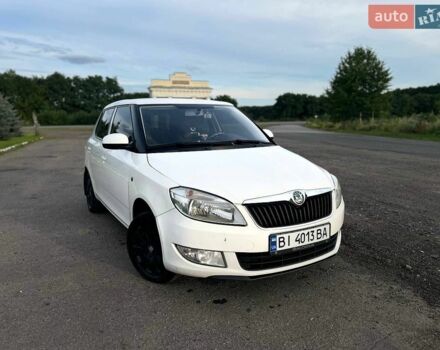 Білий Шкода Фабія, об'ємом двигуна 1.39 л та пробігом 202 тис. км за 5500 $, фото 1 на Automoto.ua