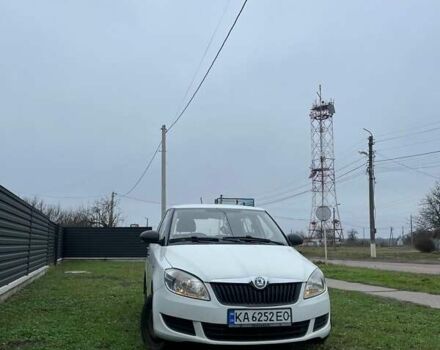 Білий Шкода Фабія, об'ємом двигуна 1.2 л та пробігом 184 тис. км за 4700 $, фото 1 на Automoto.ua