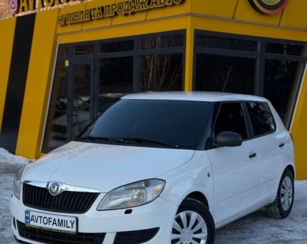 Белый Шкода Фабия, объемом двигателя 0 л и пробегом 233 тыс. км за 4600 $, фото 1 на Automoto.ua