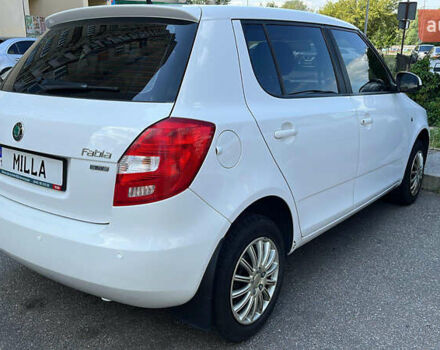 Білий Шкода Фабія, об'ємом двигуна 1.39 л та пробігом 185 тис. км за 3000 $, фото 1 на Automoto.ua
