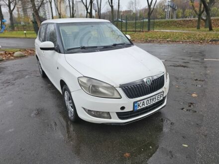 Білий Шкода Фабія, об'ємом двигуна 1.4 л та пробігом 256 тис. км за 3200 $, фото 1 на Automoto.ua