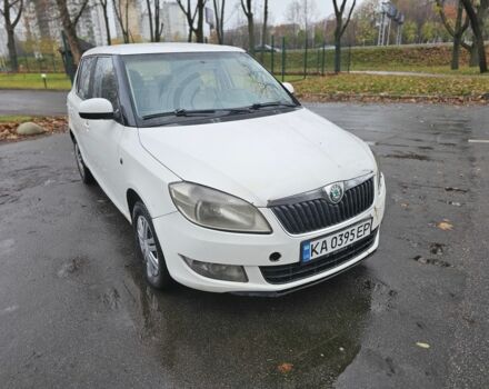 Білий Шкода Фабія, об'ємом двигуна 1.4 л та пробігом 256 тис. км за 3200 $, фото 1 на Automoto.ua