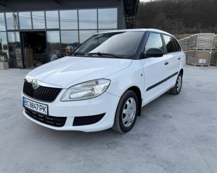 Белый Шкода Фабия, объемом двигателя 1.6 л и пробегом 390 тыс. км за 5600 $, фото 1 на Automoto.ua