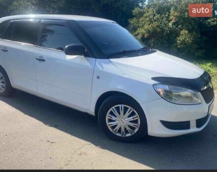 Білий Шкода Фабія, об'ємом двигуна 1.6 л та пробігом 353 тис. км за 4950 $, фото 1 на Automoto.ua