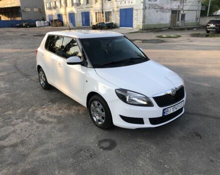 Белый Шкода Фабия, объемом двигателя 1.2 л и пробегом 216 тыс. км за 5100 $, фото 1 на Automoto.ua