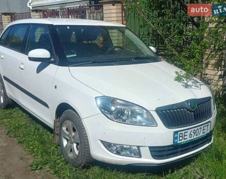 Белый Шкода Фабия, объемом двигателя 1.39 л и пробегом 196 тыс. км за 6500 $, фото 1 на Automoto.ua