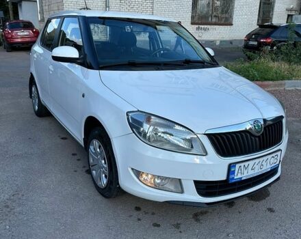 Білий Шкода Фабія, об'ємом двигуна 1.4 л та пробігом 208 тис. км за 5300 $, фото 1 на Automoto.ua