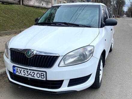 Білий Шкода Фабія, об'ємом двигуна 1.4 л та пробігом 188 тис. км за 5400 $, фото 1 на Automoto.ua