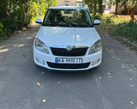 Білий Шкода Фабія, об'ємом двигуна 1.39 л та пробігом 308 тис. км за 5200 $, фото 1 на Automoto.ua