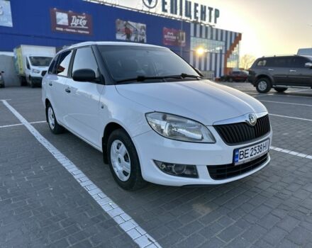 Білий Шкода Фабія, об'ємом двигуна 1.4 л та пробігом 246 тис. км за 5150 $, фото 1 на Automoto.ua