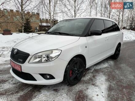 Белый Шкода Фабия, объемом двигателя 0 л и пробегом 164 тыс. км за 8500 $, фото 1 на Automoto.ua