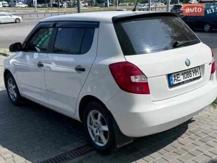 Шкода Фабія 2012 у Дніпро (Дніпропетровську) на Automoto.ua Білий Шкода Фабія, об'ємом двигуна 1.39 л та пробігом 247 тис. км за 4800 $, фото 1 на Automoto.ua