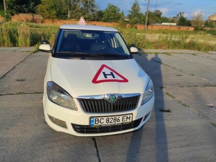 Шкода Фабия 2012 в Львове на Automoto.ua Белый Шкода Фабия, объемом двигателя 1.3 л и пробегом 362 тыс. км за 4500 $, фото 1 на Automoto.ua